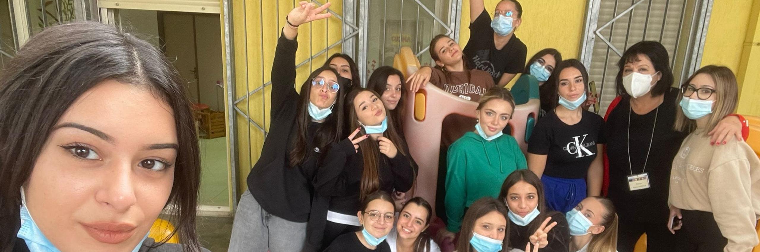 Le ragazze del Vittorino da Feltre di Taranto