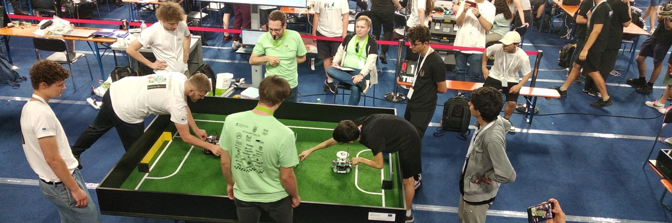 Soccer agli auropei di robotica