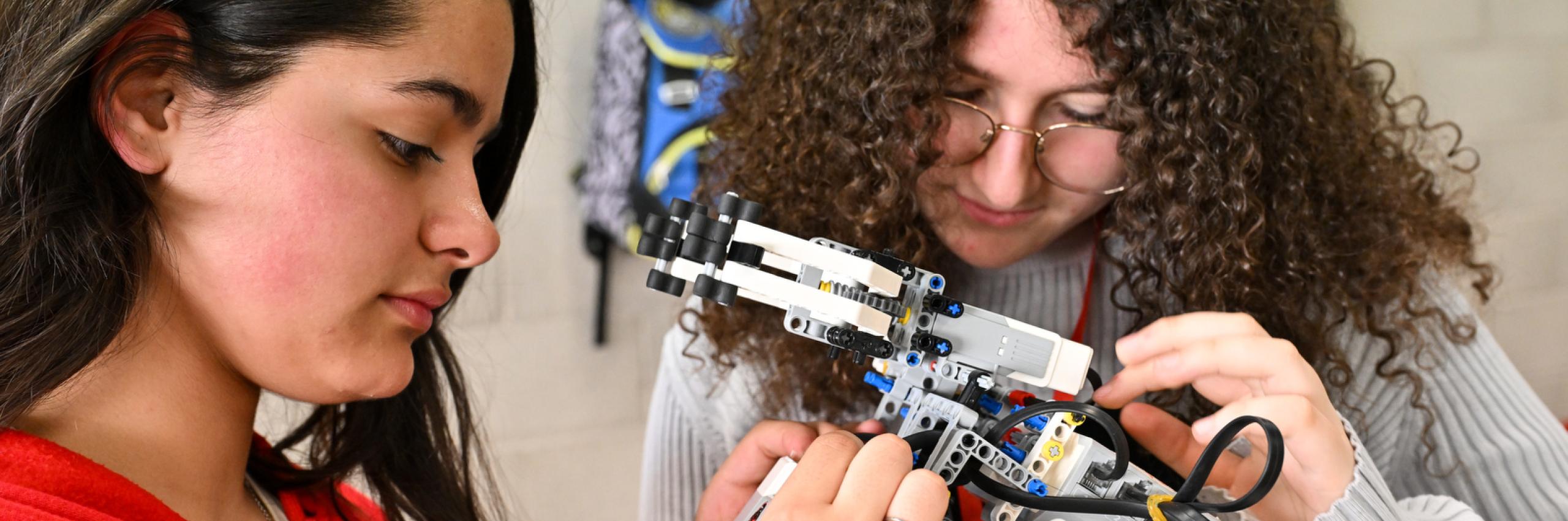 Con un project work sui bracci robotici agli StemDays