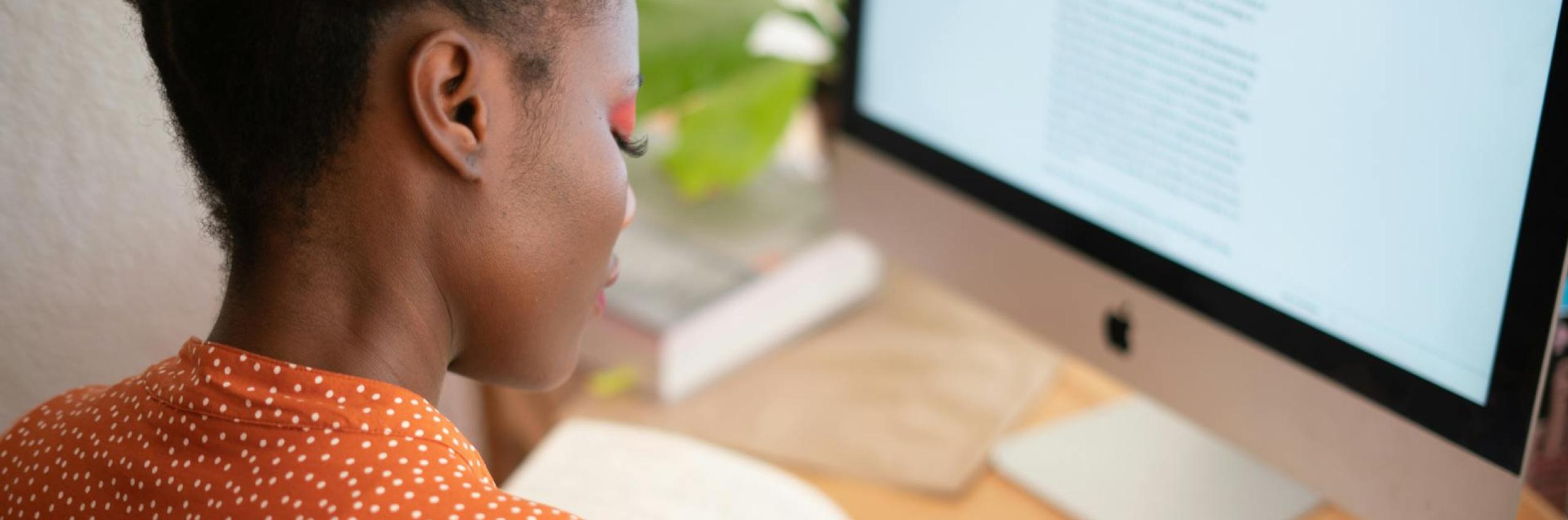 Coding Girls in Mozambico