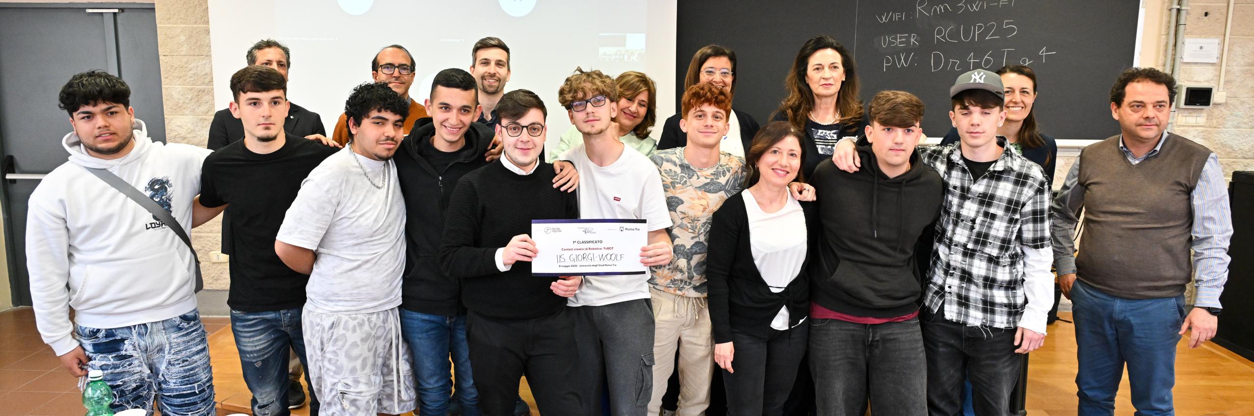Il team del Giorgi-Woolf di Roma vince nella categoria TirBOT 