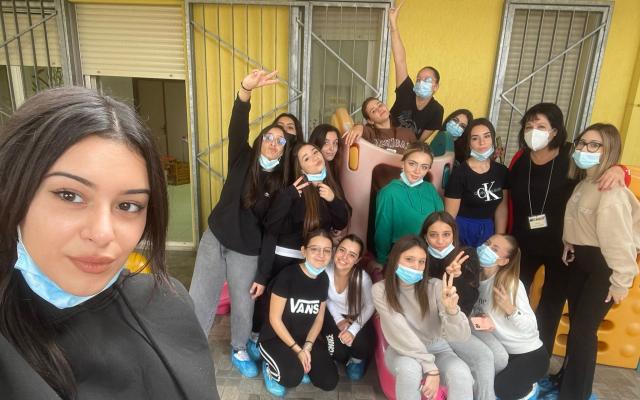 Le ragazze del Vittorino da Feltre di Taranto