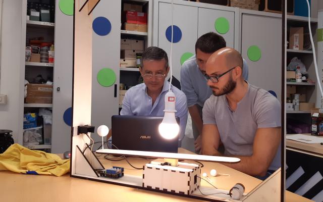 Scuola di Fisica per Arduino e smartphone