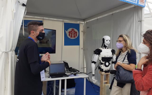 Il progetto Androide BROTHER LIS + Braille alla Maker Faire