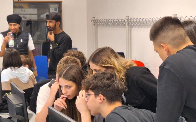 Hackathon di Coding Girls