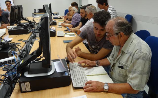 Nonni su Internet al liceo Newton di Roma