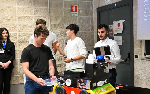 Il team di Pierluigi Bargellini del Fermi di Bibbiena