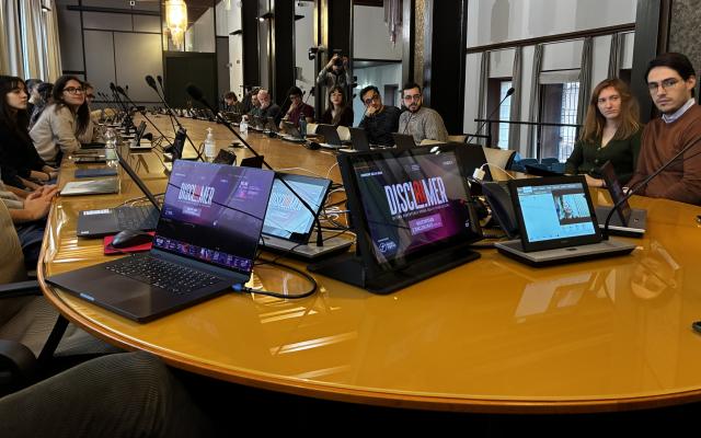 Si conclude a Milano il tour di DisclAImer