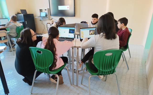 Coding Girls a Torino nell'istituto comprensivo A. Manzoni