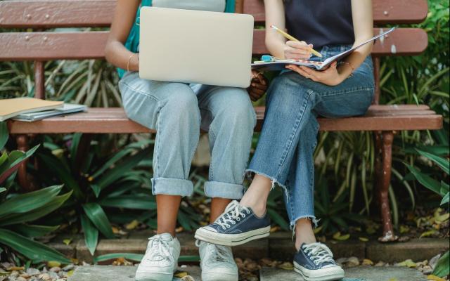 Coding Girls Power Up con Micron Foundation