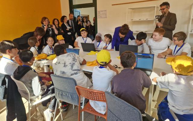 All'istituto comprensivo Mahatma Gandhi il lancio del progetto "Il Ponte"