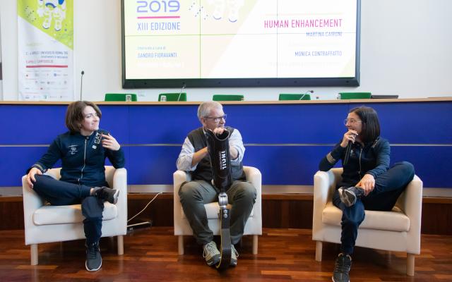 Lo sprint delle donne: quando lo sport incontra l’umanità aumentata