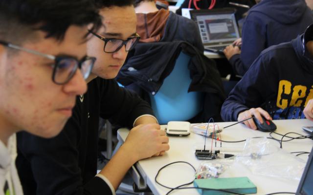 Ragazzi con Arduino