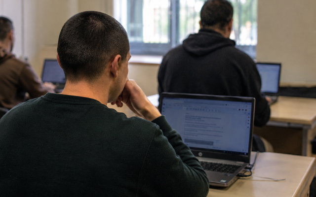 Percorsi di formazione, accompagnamento e inserimento lavorativo per persone detenute