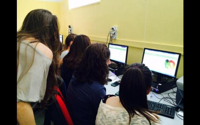 CodingGirls-3.jpg