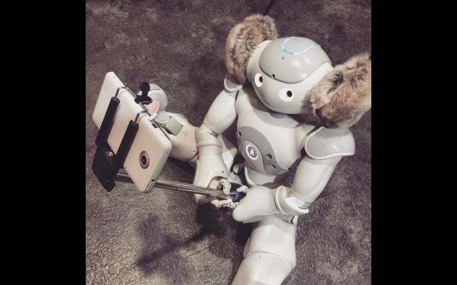 Selfie-Nao.jpg